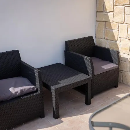 Townhouse Luise - Sunny Escape In Coral Bay Dom wakacyjny Peja