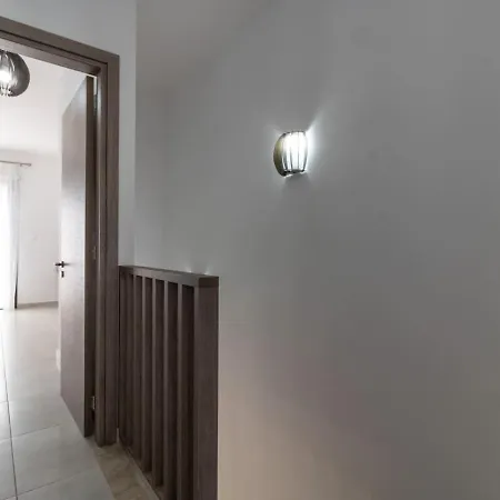 Nyaraló Townhouse Luise - Sunny Escape In Coral Bay